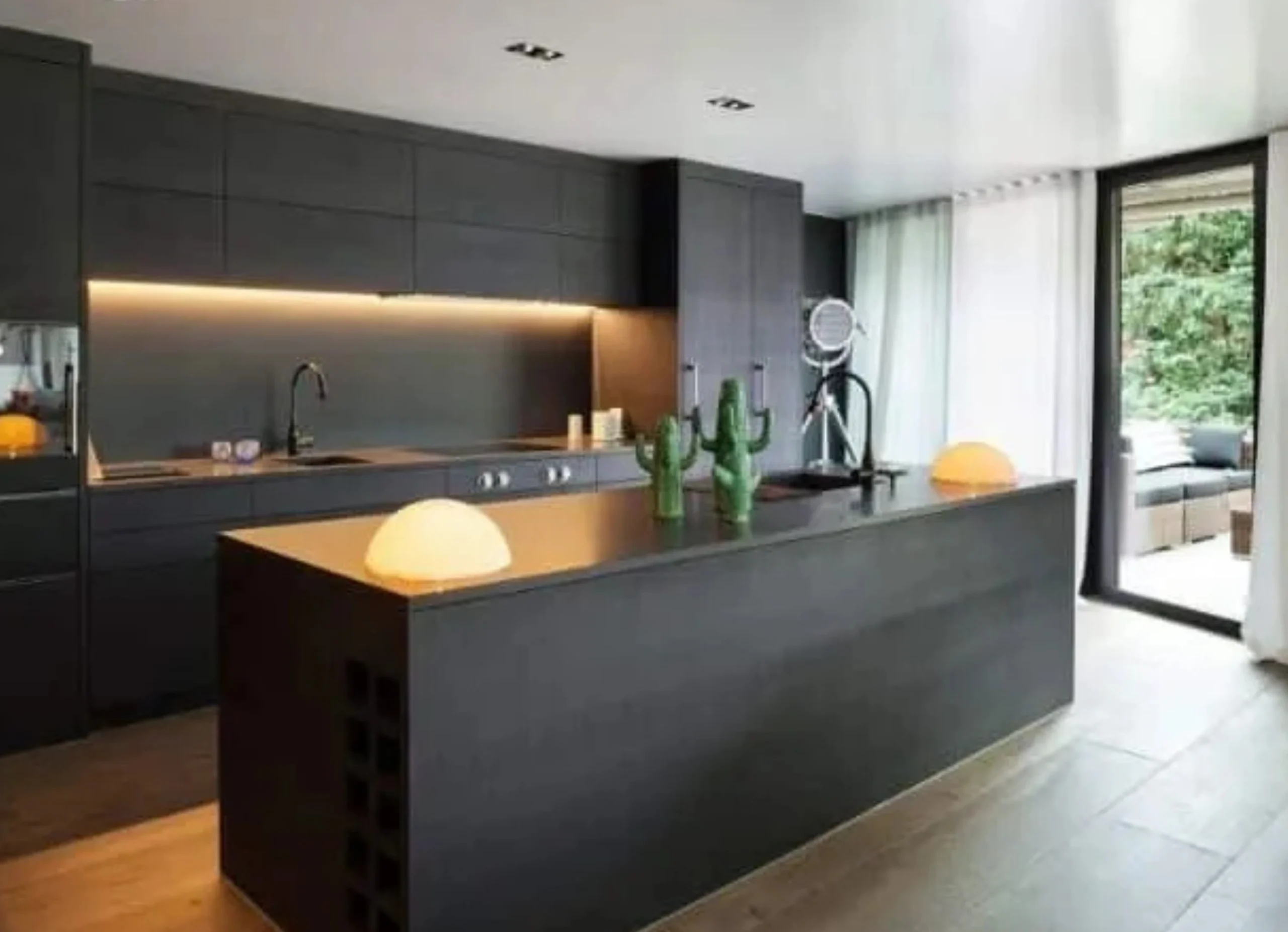 DTC Good Earth Madhyagram